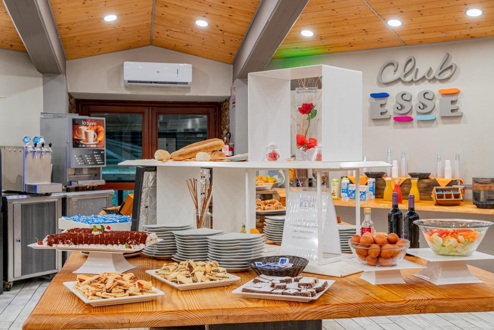 Hotel Club Esse Sporting Stintino Zewnętrze zdjęcie