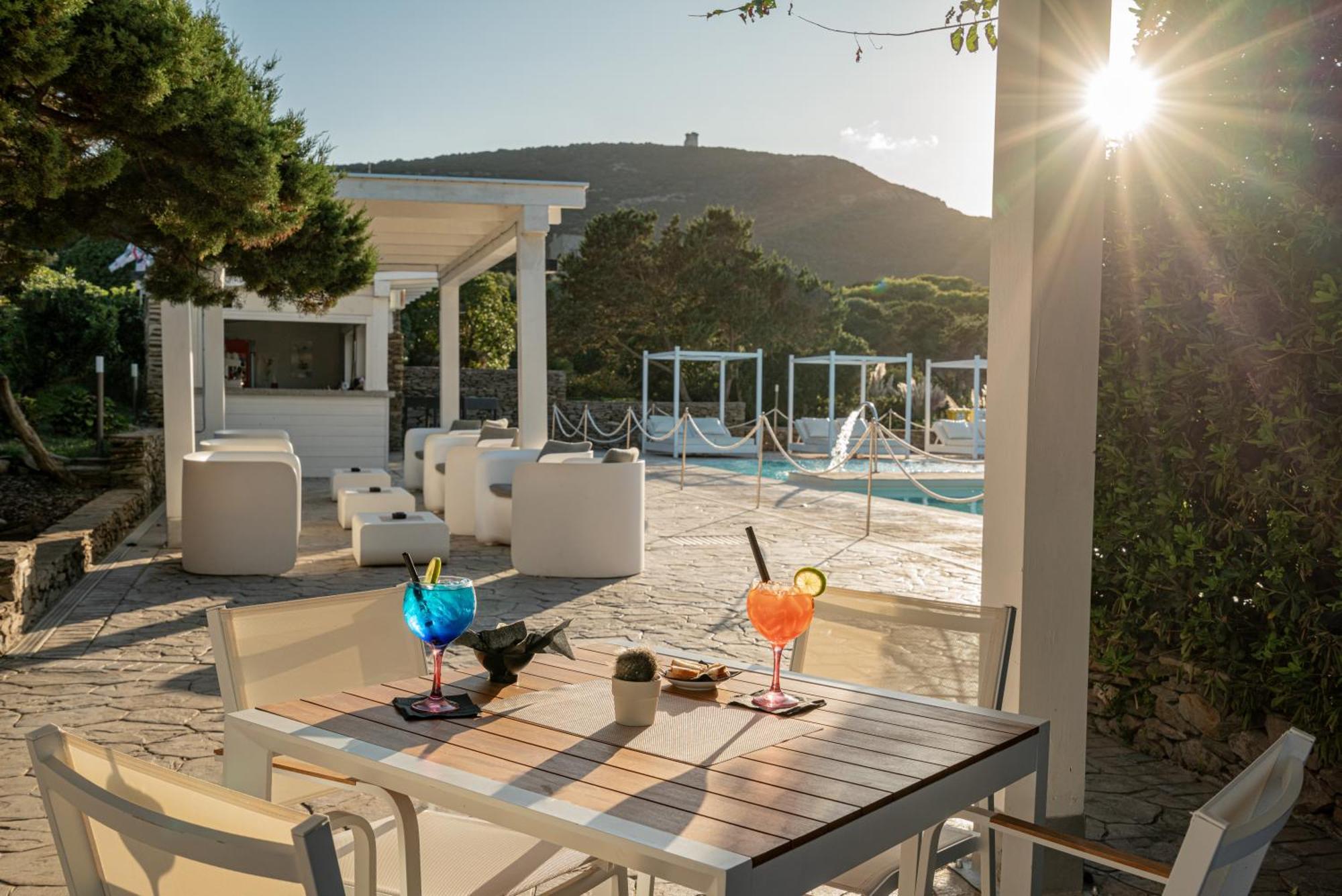 Hotel Club Esse Sporting Stintino Zewnętrze zdjęcie